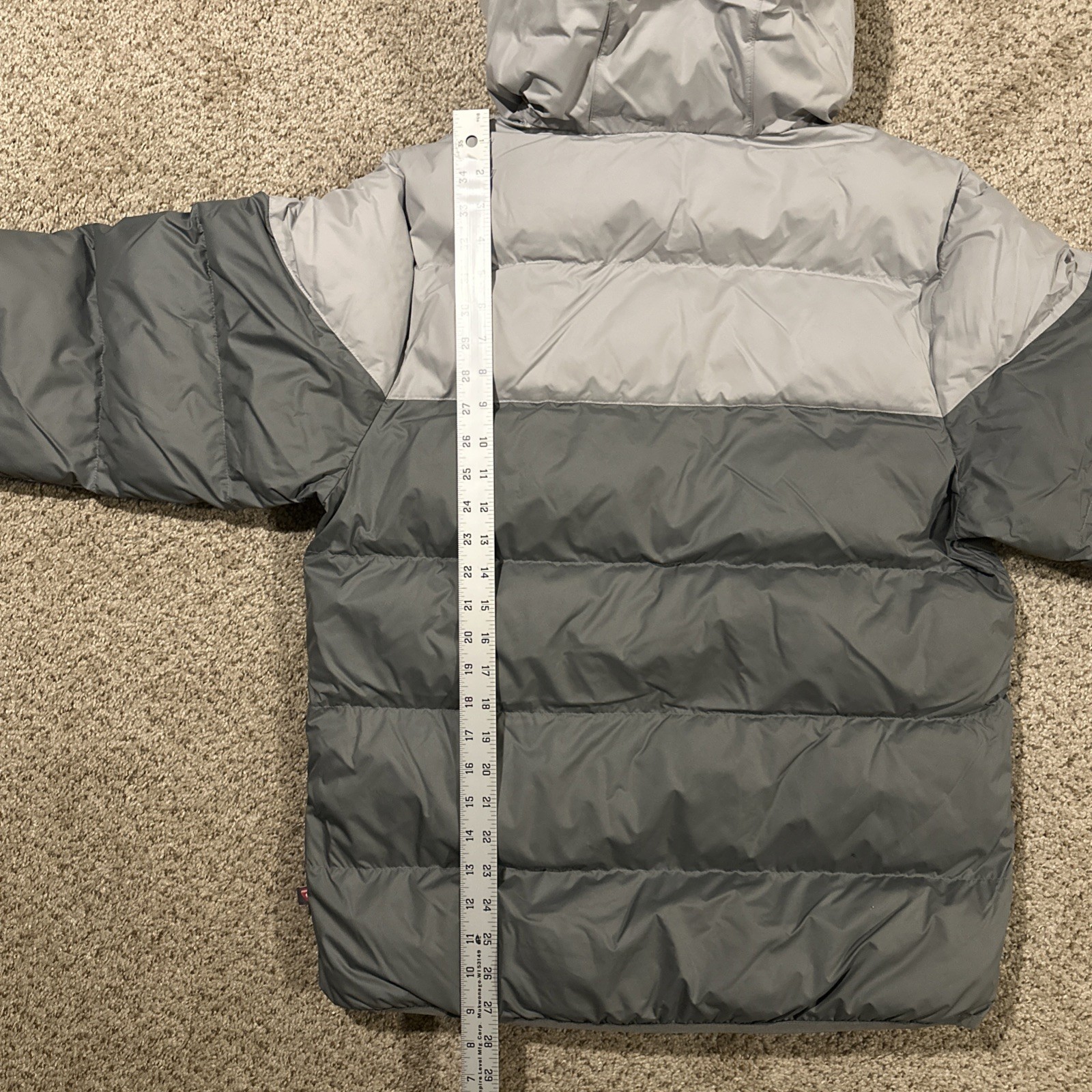 Nike Windrunner PrimaLoft Men's Storm-FIT Hooded Puffer Jacket Medium FB8185-077 thumbnail 9