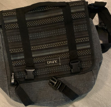 Dakine Men s Medium Messenger Bag Gray/Black ...