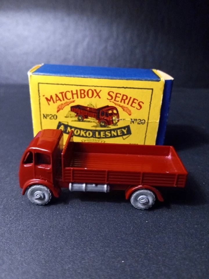 Matchbox #20A Stake Truck 1956 Rare Maroon/Silver Grill MW VN/MINT Orig  B1 Box - Image 2 of 4