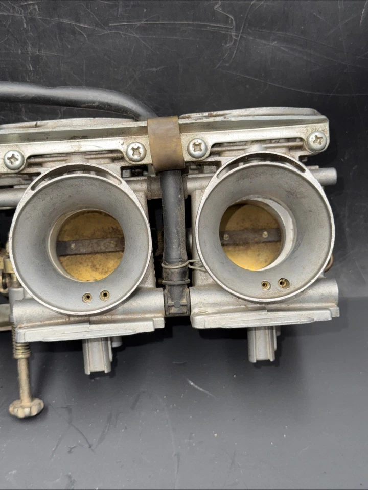 Carburador carbohidratos Suzuki 1986-87 GSXR1100 GSXR 1100 GSX-R CV 36 mm Mikuni Foto 4 de 4