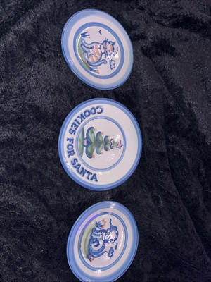 MA Hadley Pottery Country Scene 