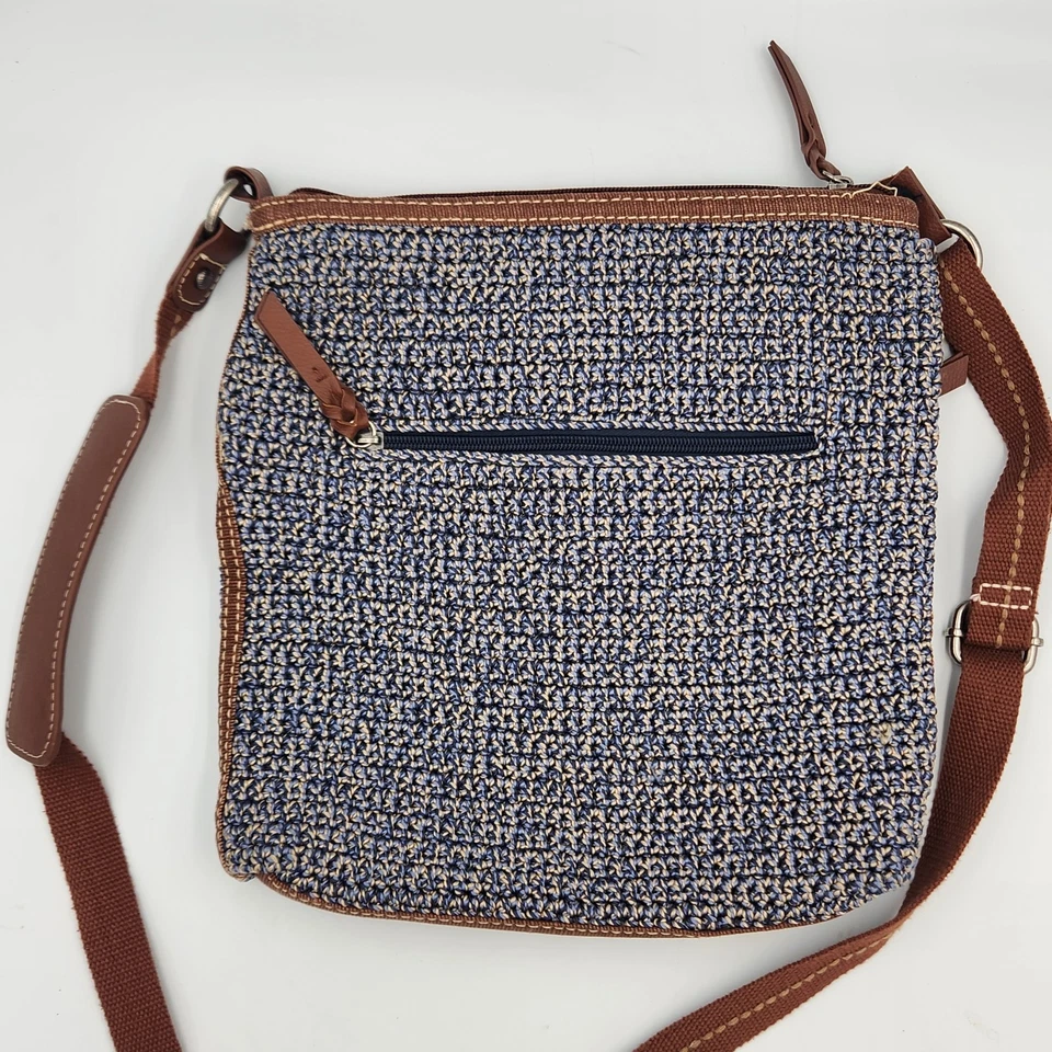 Bolso Bandolera The Sak Lucia Crochet Azul Marrón - Leer Correa - Cartera Informal Foto 2 de 4