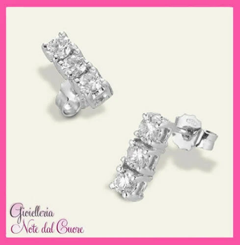 Orecchini con diamanti in oro bianco 18 carati diamante