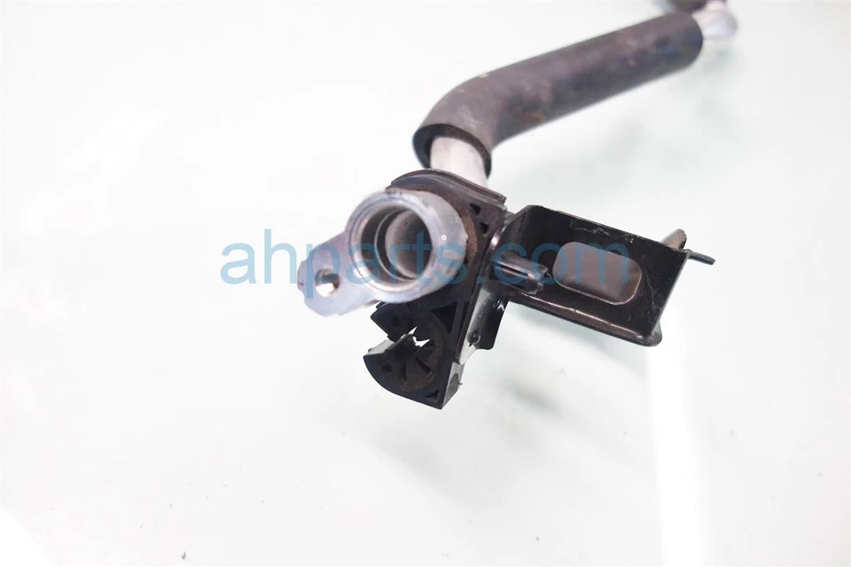 2012-2017 年丰田普锐斯 V 交流退货线 88707-47060 — 第 3/4 张图片