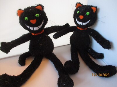 Hallmark 2  Black Cats  Halloween Plush  Sparkles Smile Green Eyes