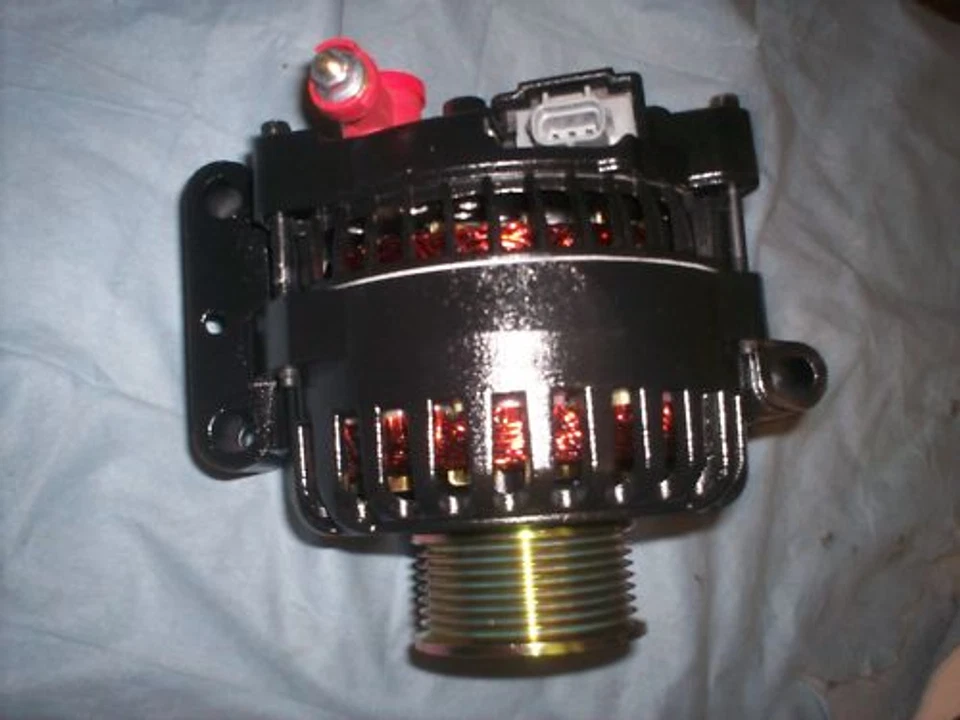 Camioneta Ford Excursion serie F 2003-2002 High Amp negra 7,3 L con alternadores dobles Foto 2 de 3