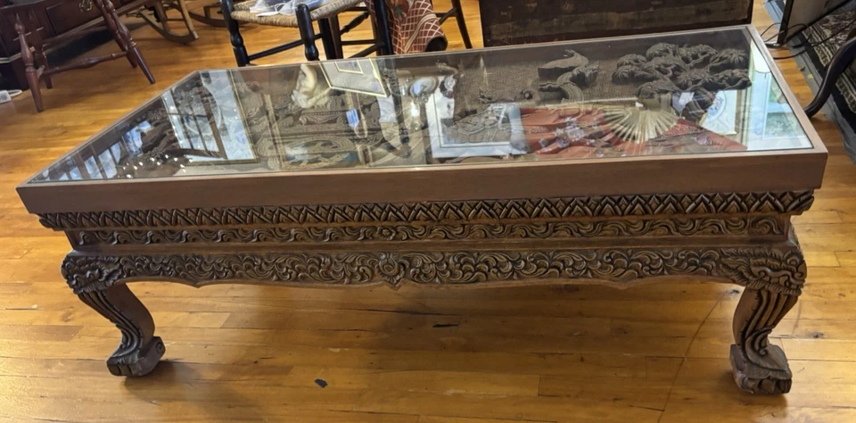 MESA DE CENTRO DE MADERA TALLADA A MANO DE TECA Foto 4 de 4