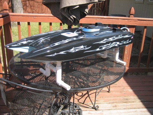 44  INCH AEROMARINE  "GAS  CAT / CUSTOM PAINT / 34CC FULL RACE ZENOAH /NEW PARTS