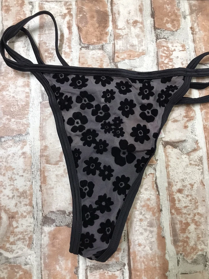 RARE PINK ByVictoria's Secret Thong v-String Soft Cotton Panties Floral Soft Med - Image 2 of 4