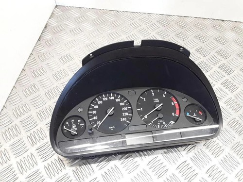 BMW 5 Touring E39 Kombiinstrument 62116914913 110008735135 2.00 Diesel 32975617
