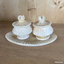 Lot de boîte en albâtre Et plateau DA23