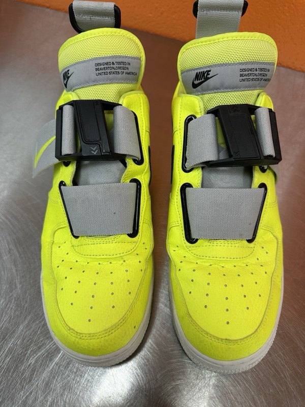 Size 10.5 Nike Air Force 1 Utility Low Volt AO1531 700 Neon Yellow Gray White