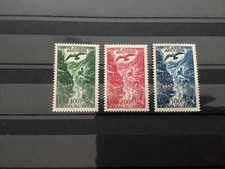 Timbres d'Andorre Poste Aérienne n°2/3/4 neufs**, cote 200€