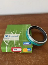 SKF CR Scotseal Classic 34387 For Chevrolet Ford Freightliner