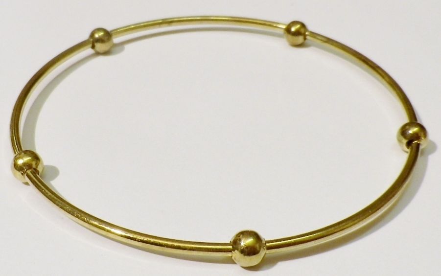 Bracelet Vintage Rigide Gravé En Relief - Couleur Or Gold Tone, Occasion En Bon état, Sans Marque