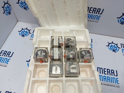 Omron MK3PN-5-S Relais 250VAC/28VDC 10A RES 250VAC 7A GEN - 8 Stück Los