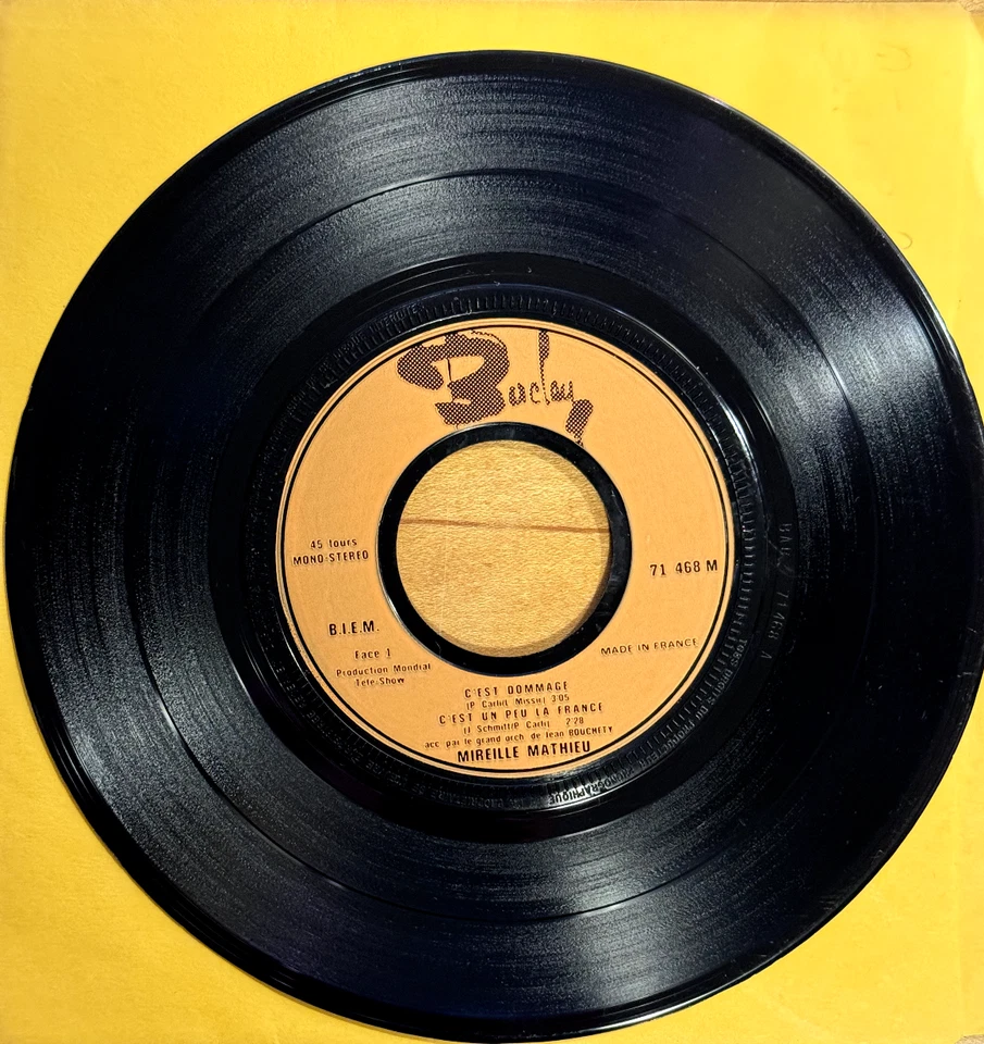 Mireille Mathieu – C'est Dommage - FRANCE - 1971  - 7" RECORD VG++/VG+ - Image 3 of 4