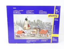 Plastoy H0 Gebäude-Bausatz Dorfset "Neuenfeld " 3-tlg. 1:87
