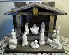VTG 11 Piece White Alabaster Nativity Scene with Wood Manger Beautiful Condition