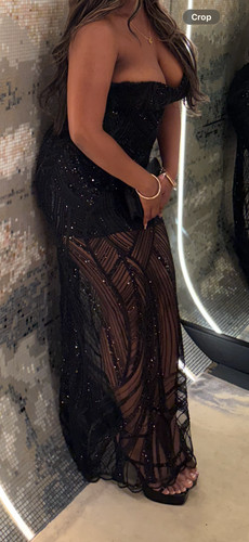 Worn once for my birthday dinner for a few hours ! I am 5’6. Beautiful black emb