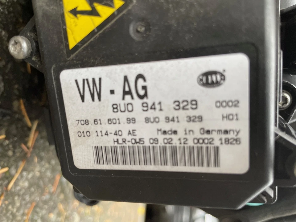 Complete 2011-2014 Volkswagen Touareg Xenon HID Headlight Assembly 7P1941752 - Image 4 of 4