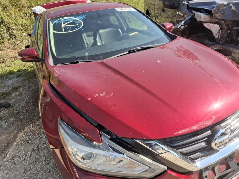 Conjunto de filtro de aire usado se adapta a: Nissan Altima SDN 2017 2,5 L 4 cilindros grado A Foto 2 de 4