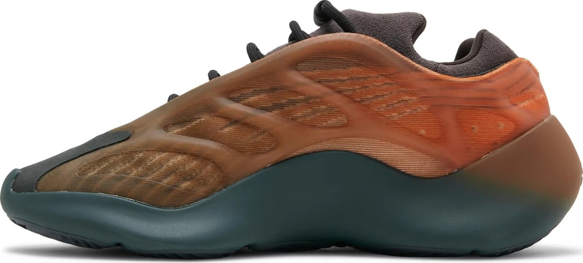 スムースカーフスキン Adidas Yeezy 700 V3 Cooper Fade GY4109 Size 14 195740622282