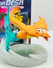 RE-MENT Pokemon BATTLE on DESK /4. Charizard / Pokémon Figure toy New