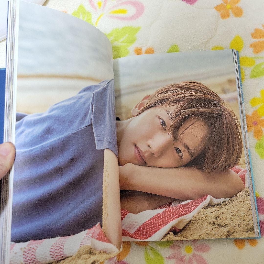 EXO Present The Moment 2019 Official Korean Photobook & Clear Unit