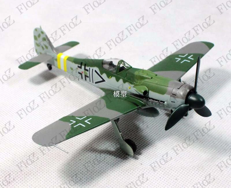 WWII German Fw190 D-9 IV./JG2 1945 1/72 aircraft finished plane Easy model - Image 2 of 4