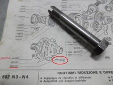BULLONE FISSAGGIO SCATOLA DIFFERENZIALE FIAT 682 N3/N4 FIAT 4025392