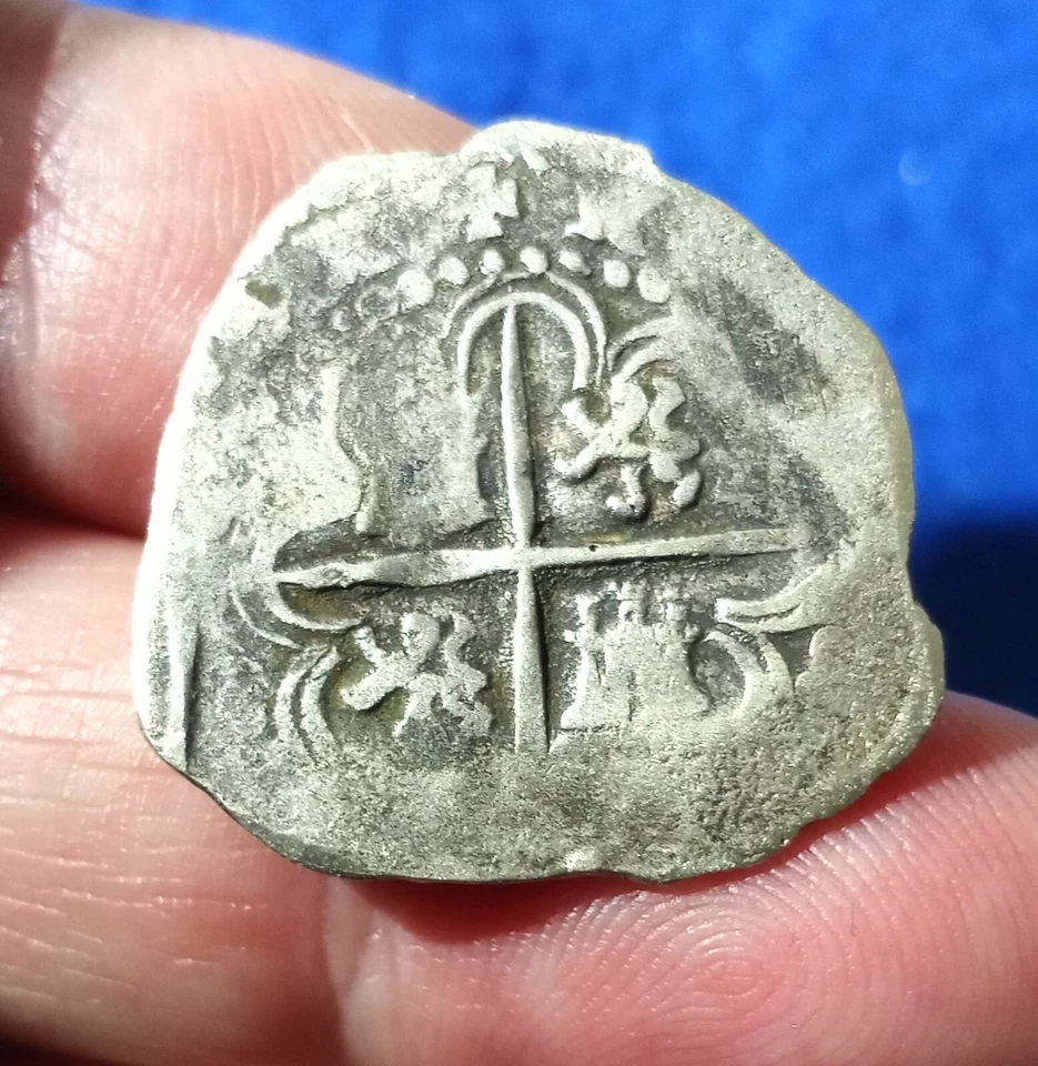 2 REAL SILVER SPANISH LAND TREASURE DATE CIRCA 1556-98 - Image 4 of 4