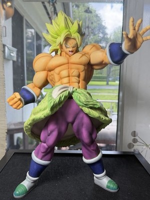 Bandai King Clustar Super Saiyan Broly Full Power Figure