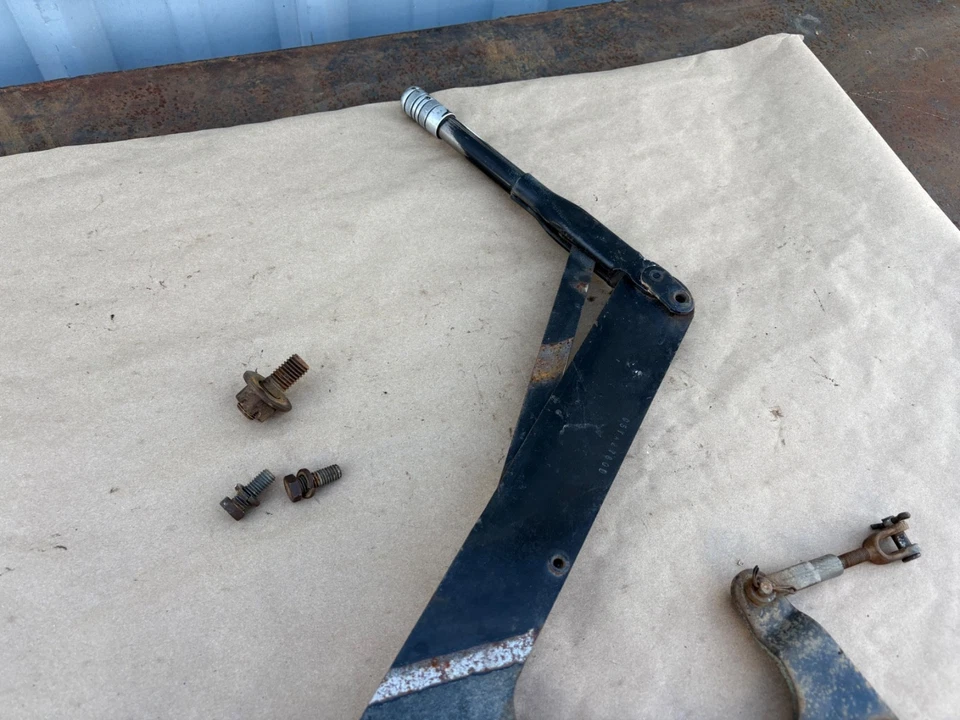 Conjunto de brazo de manija de freno de estacionamiento 67-79 Ford Truck F600 F500 1967-1972 1973-1979 Foto 3 de 4