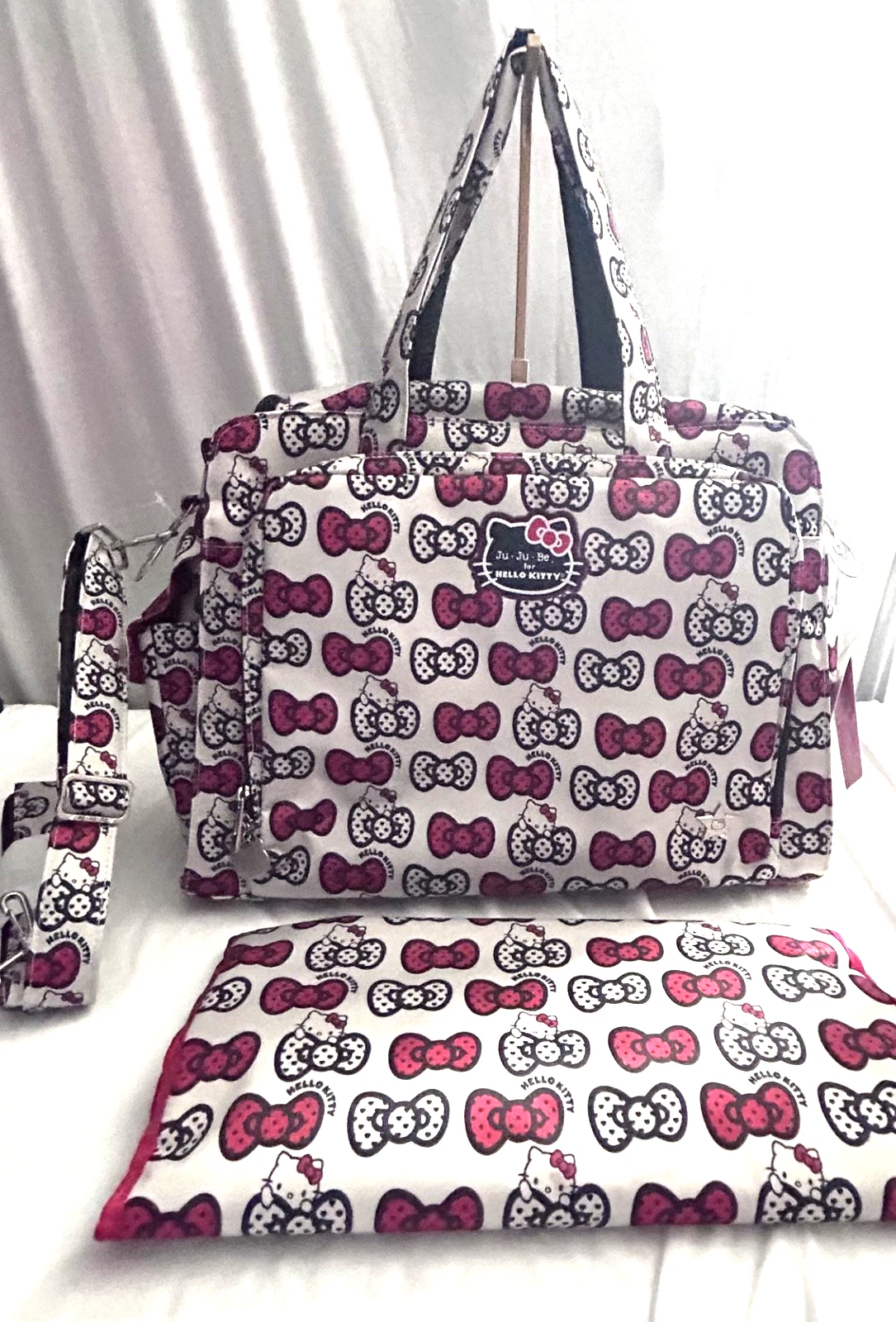 NEW NWT JuJuBe Ju-Ju-Be Hello Kitty Peek a Bow Diaper Bag Be Prepared Baby