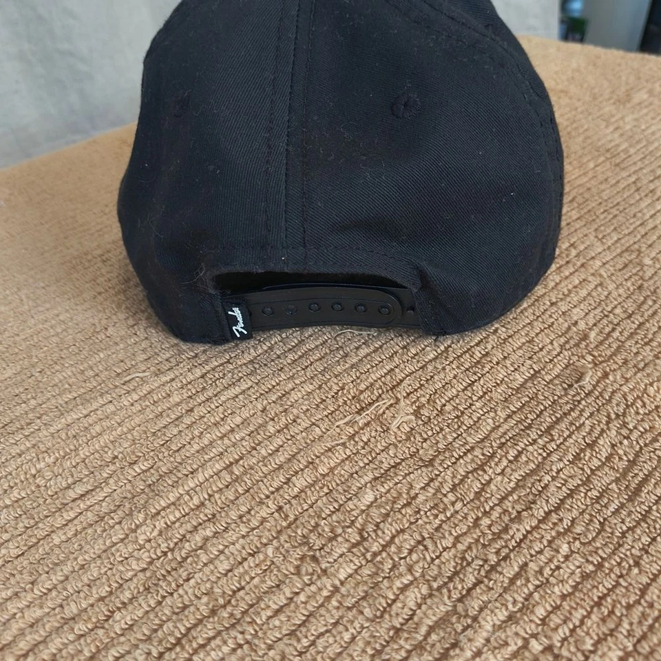 Fender Men's Black Adjustable Cap - Image 2 of 4