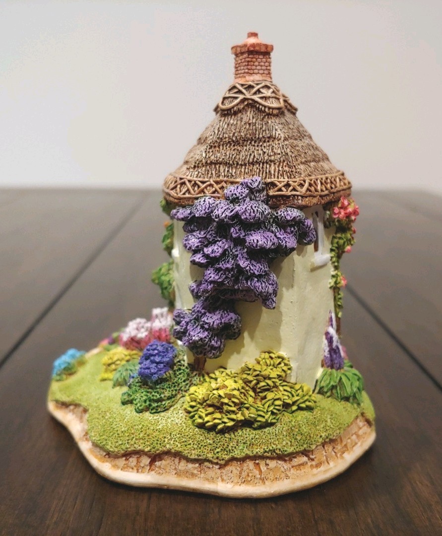 Lilliput Lane Honeypot Cottage English Coll. Excellent Cond. with