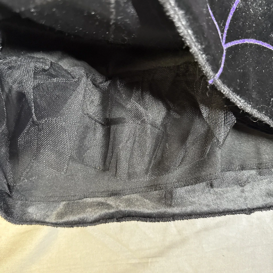 Disney Junior Vampirina Costume With Singing Charm Child Size 4 Disney Parks - Image 4 of 4