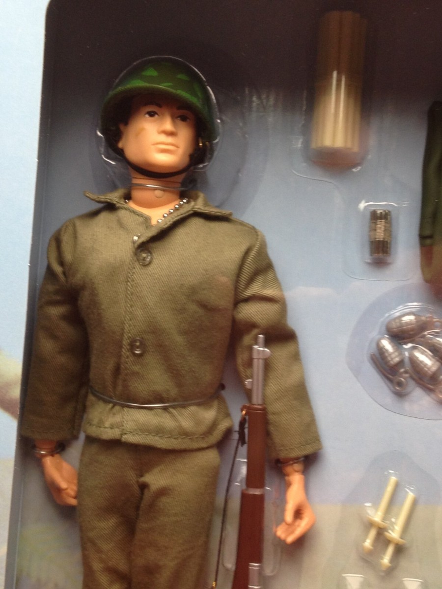 1964 GI JOE - 2000 Timeless Collection Forward Observer Action