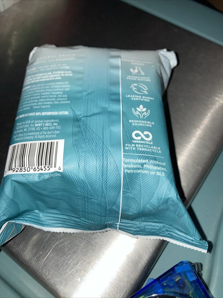Burts Bees Cooling Body Wipes With Eucalyptus Cleanse & Deodorize DISCONTINUED - Image 4 of 4