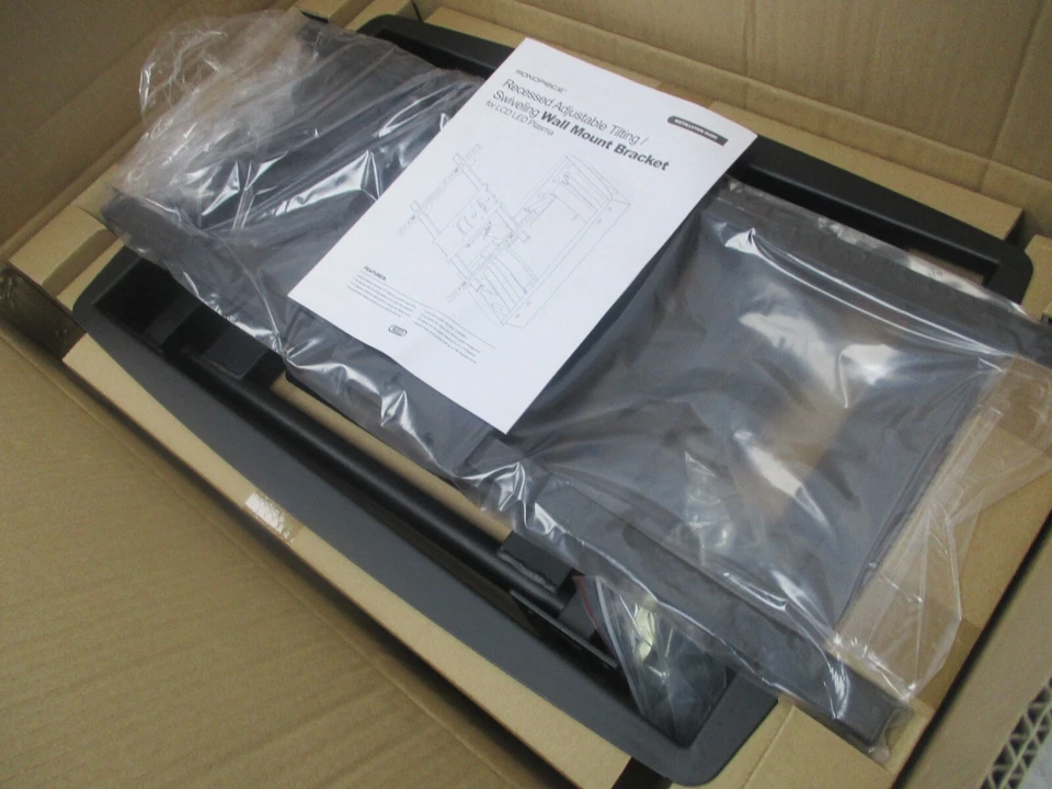 MONOPRICE 10233 SWIVELING WALL MOUNT BRACKET VESA PATTERNS UP TO 600x400mm V0571 - Image 4 of 4