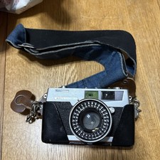 Petri 7S 35mm Rangefinder Film Camera w/ 45mm Lens - Untested with case