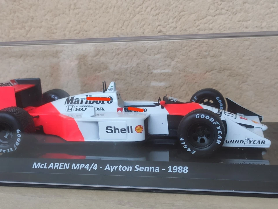 McLaren MP4/4 1988 Ayrton Senna Modellino Altaya Formula 1 1:43 Livrea Originale - Immagine 2 di 4