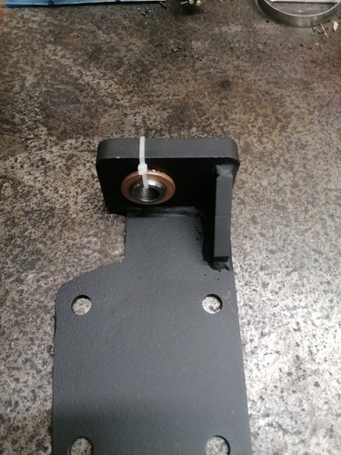MITSUBISHI Shogun MK2 2.5 2.8 3L Steering idler arm brace/strengthener RHD only - Picture 12 of 15