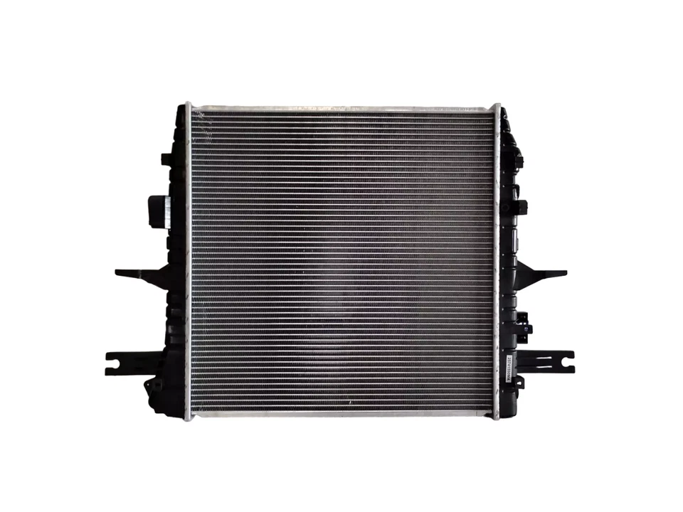 0304AM0040N Radiador Motor Refrigeración Apto para Mahindra Scorpio 2006-2008 Modelo Oe Foto 3 de 4