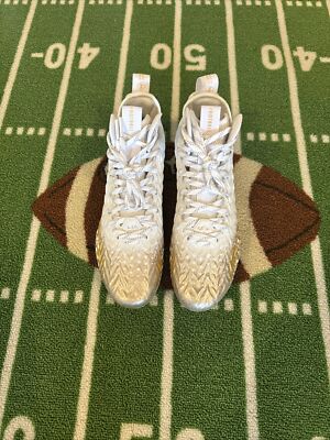 Under Armour Spotlight Clone 3.0 MC Football Cleats 3026343  display picture 3