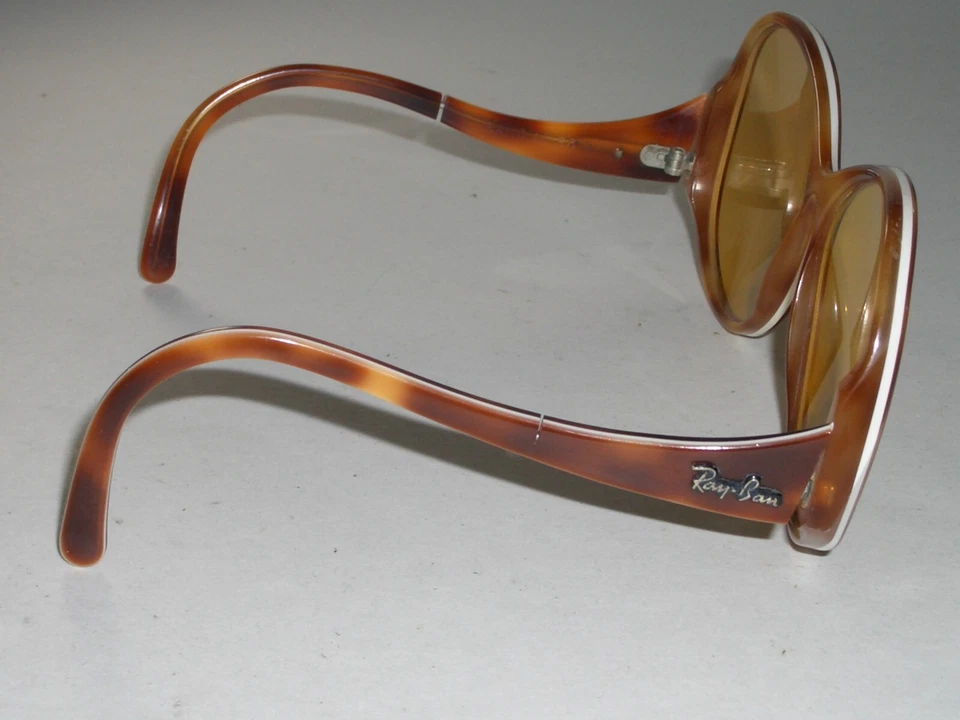 GAFAS DE SOL B&L RAY BAN MULTICOLOR SANDIA L9814 TODO TIPO DE CLIMA AMBERMATIC AÑOS 60 Foto 3 de 4