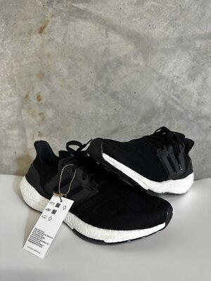 Adidas Women's Ultraboost 22 Running Shoe (BOX VARIES)