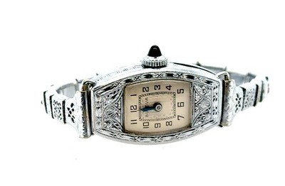 Bulova 14K Ladies Wrist Watch Engraved Ruby Art Deco Original 1932 15 Jewels 6AF