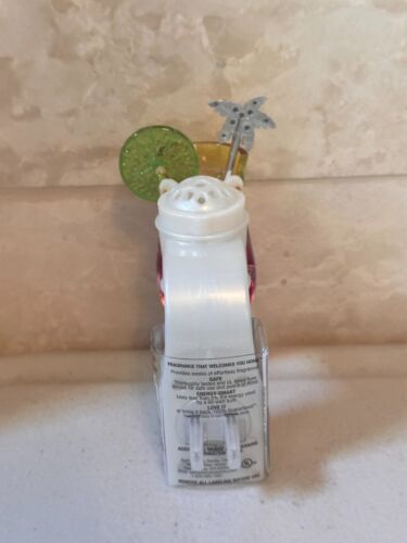 Bath & Body Works TROPICAL DRINK Nightlight Wallflower Plug In NEW SPRING - Picture 3 of 3